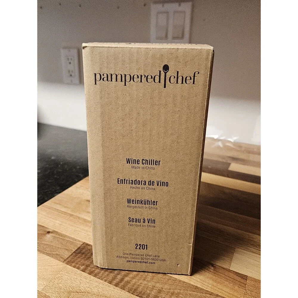 NIB Pampered Chef Wine Chiller Champagne Cooler Gray with Lid #2201